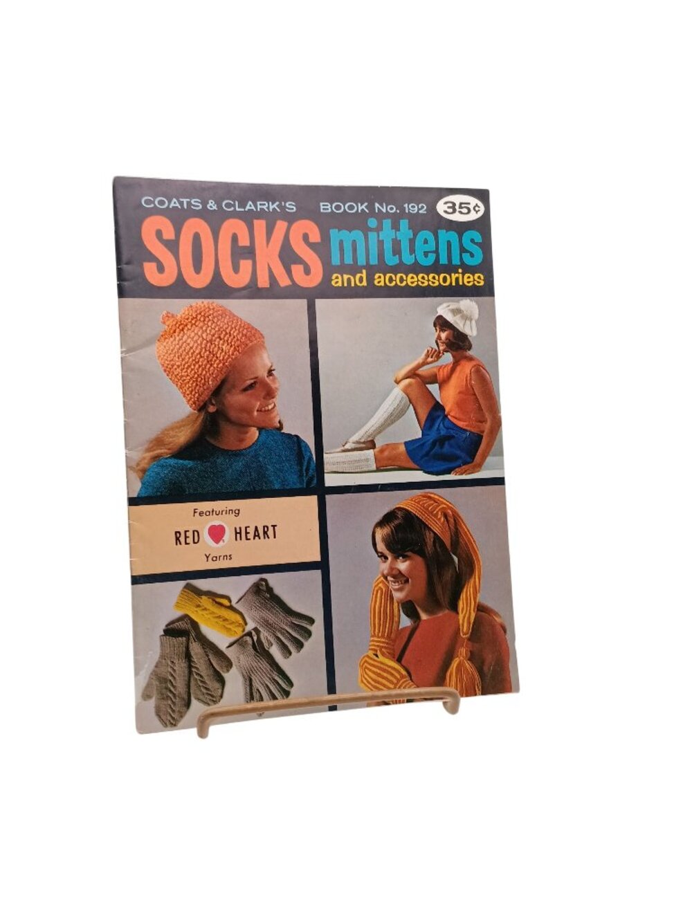 Coats & Clarks Socks Mittens & Accessories Crochet Pattern Book No. 192 Featurin